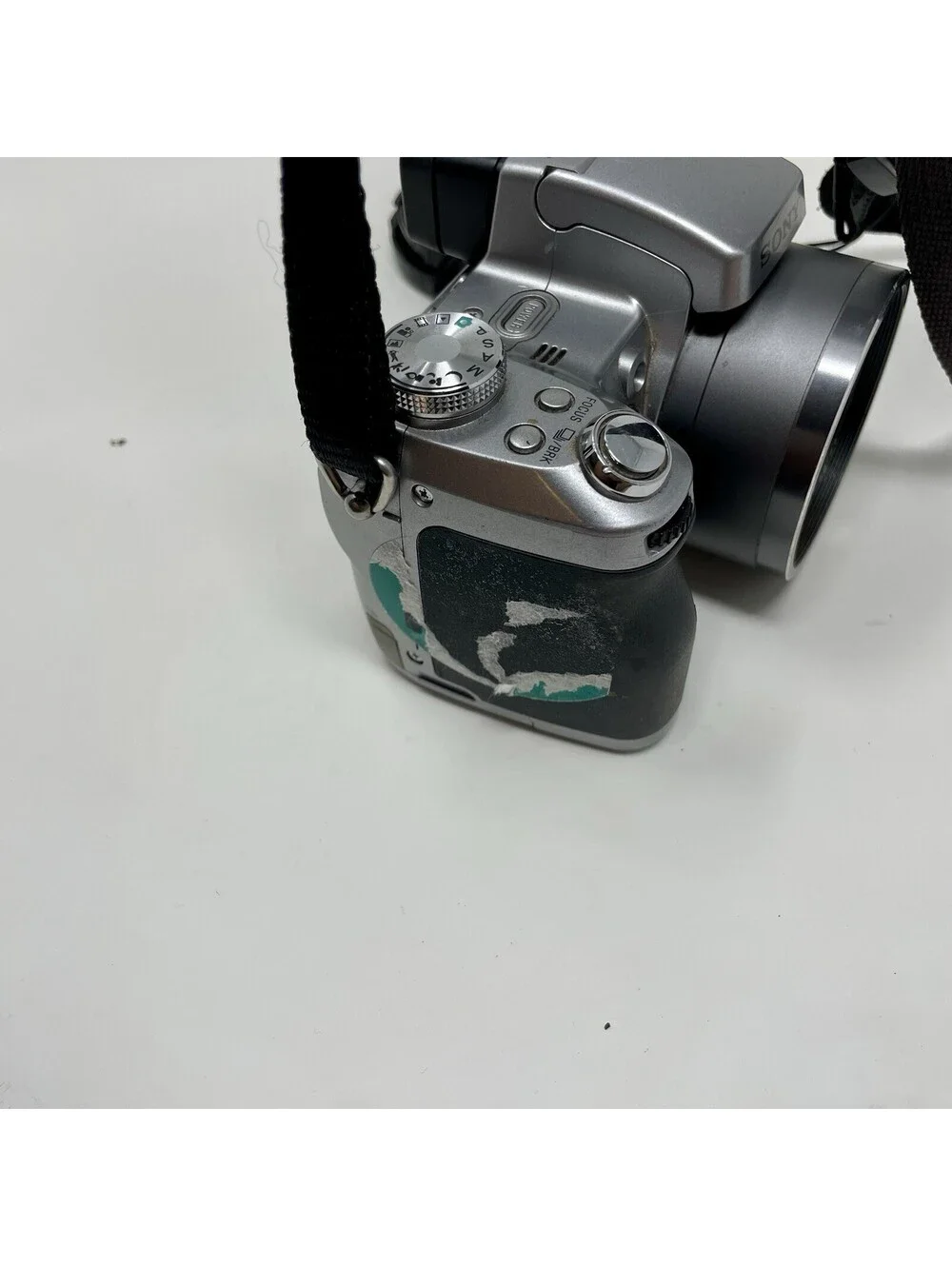 Sony Cyber Shot Camera DSC-H1 12X Optical Zoom 5.1 MP - Clean. No SD Card